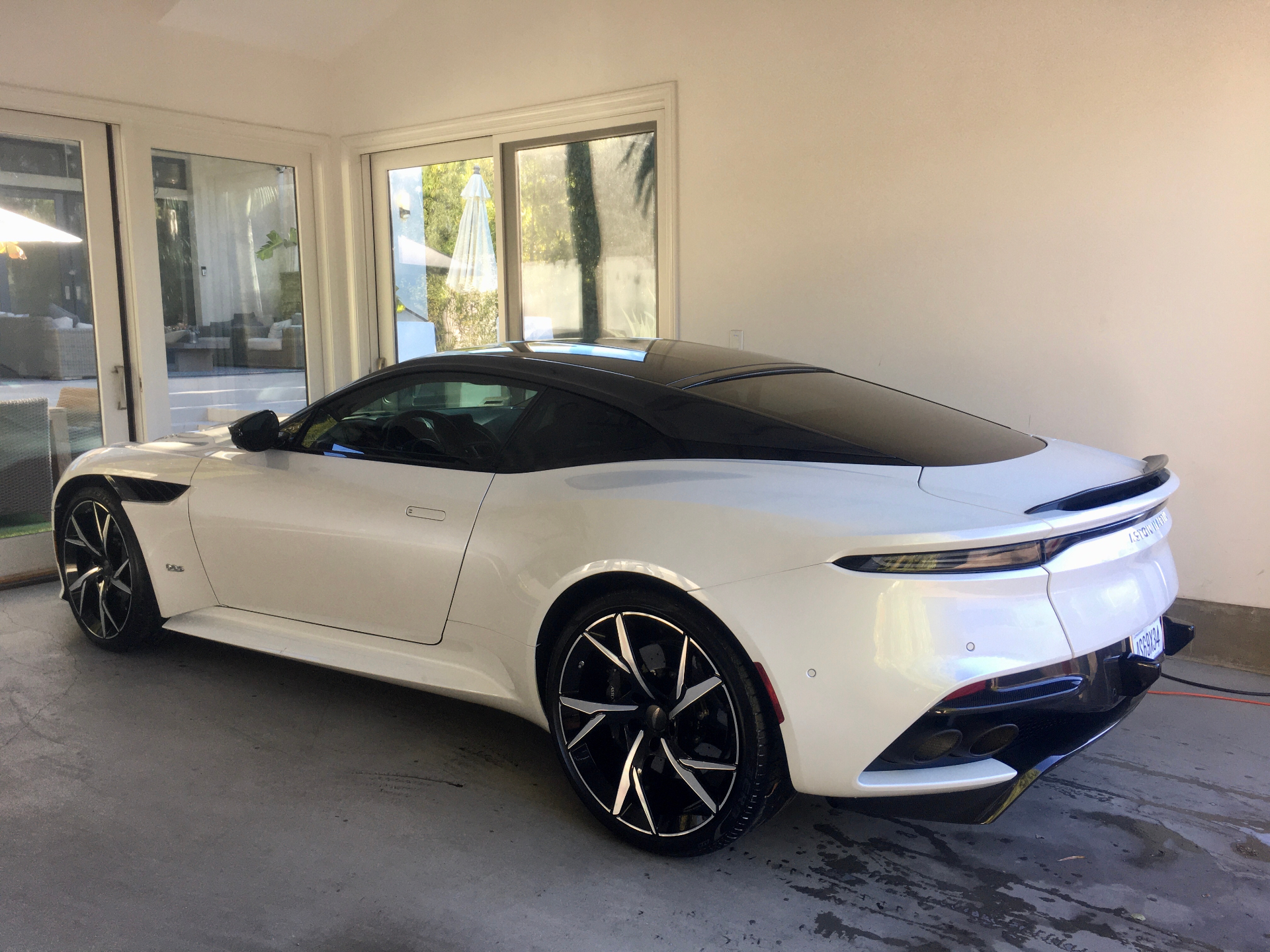 Aston Martin DBS Superleggera white detailing