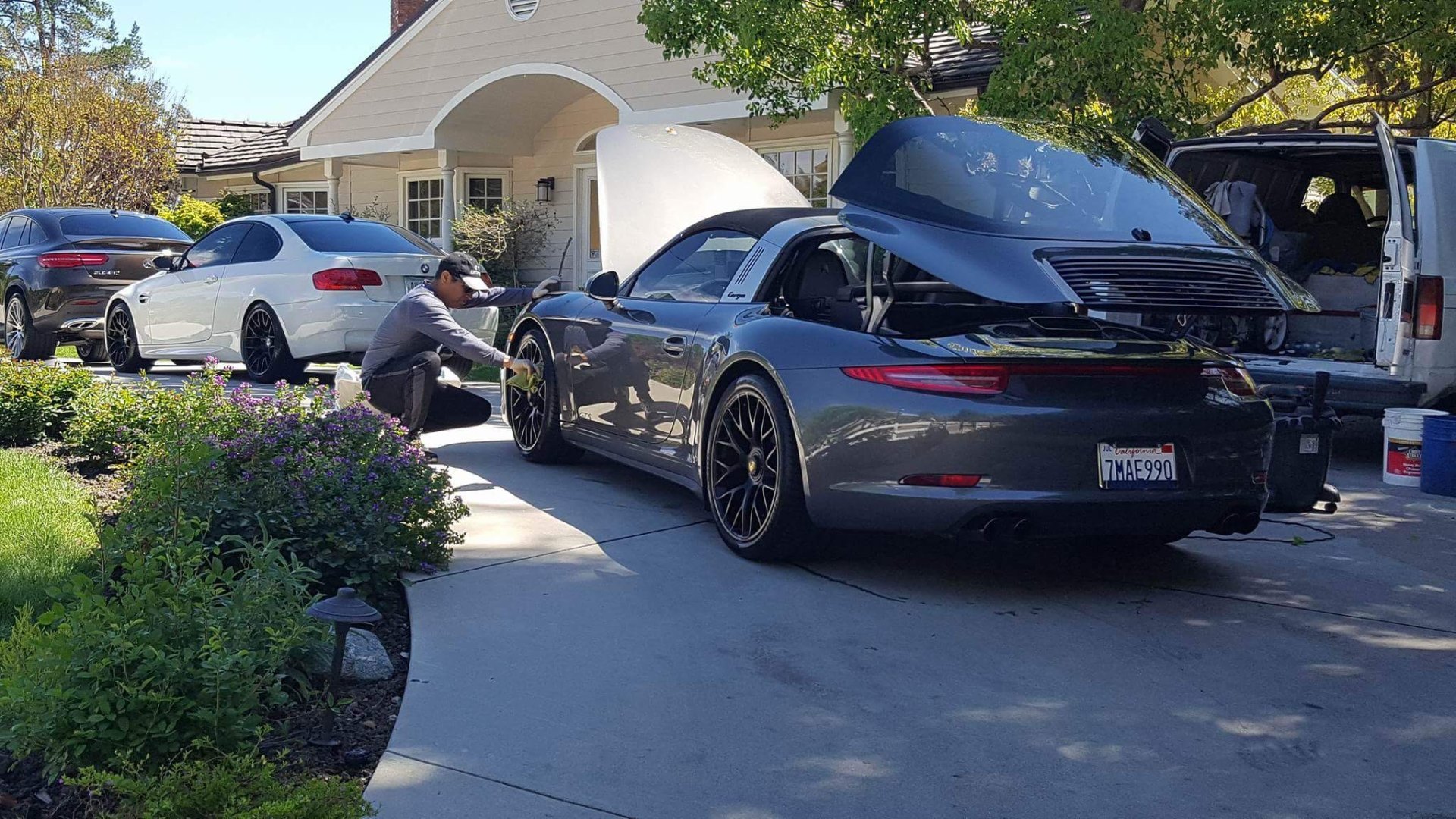 Porsche 911 Targa mobile detailing service